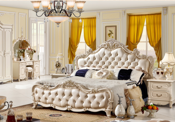 康诺威欧式实木床的漆面