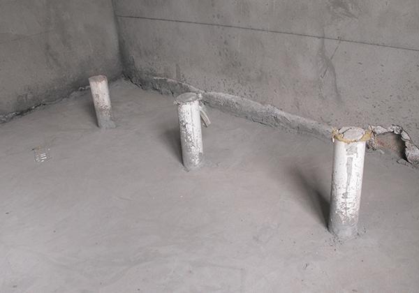 卫生间的地下排污管