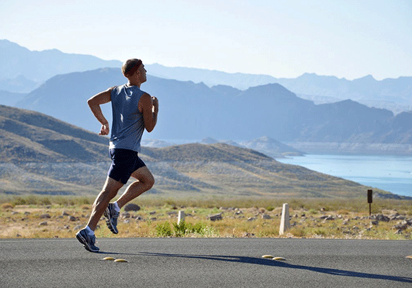 户外的跑步运动