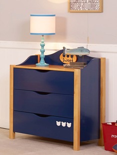 大气典雅实木储物三斗柜