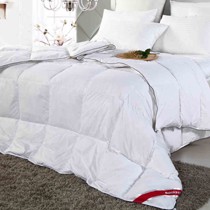 多喜爱絮暖羽绒被,可水洗白鸭绒被子,白色冬季保暖羽绒被芯