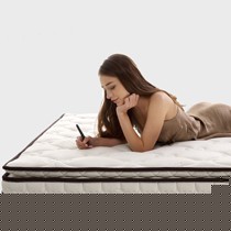 顾家家居天然乳胶床垫M0168,1.8米双人双面软硬弹簧床垫,亲肤面料抗菌除螨