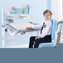 爱果乐蓝色手摇升降学习桌,耐磨人造板儿童书桌套装,型号:D6+C6S