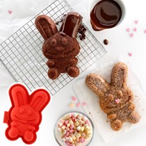 乐葵红色蛋糕模具,龅牙兔卡通烘焙工具,烤箱硅胶模具