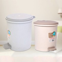 茶花圆桶脚踏式塑料垃圾桶,家用带盖简约垃圾桶,货号: 1501