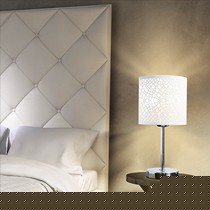 Sdhouseware/首度家居牌简约卧室台灯,td1001型铁艺台灯,精致镂空雕花工艺