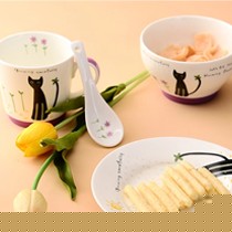 lototo品牌醴陵市的陶瓷碗盆,釉上彩硅胶底座儿童餐具,型号20130409