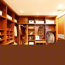 KD凯蒂个性化定做换衣间,多风格走入式更衣室,环保E1板材整屋定做