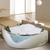 华特美品牌1.5米双人按摩浴缸,瓷白扇形独立式浴缸,型号C1047