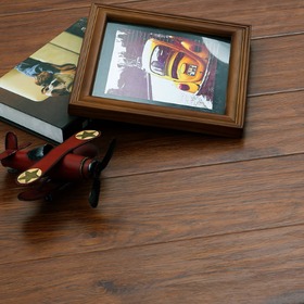 仿古强化复合手抓纹环保地板