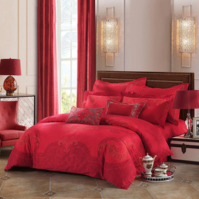 正红色卷草纹样中式家纺