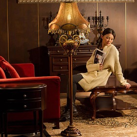 镂空雕花客厅落地灯