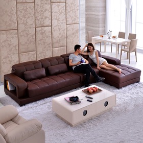咖啡色皮艺沙发组合