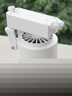 智能散热导轨射灯