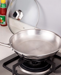 无油烟不粘平底锅