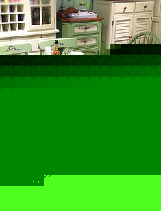 黄杨木实木餐桌