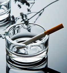 圆形玻璃烟灰缸