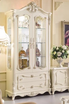 实木雕花客厅酒柜