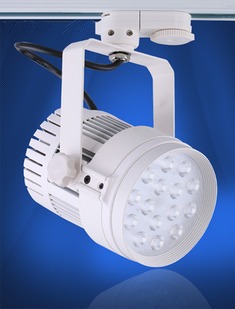 多场合轨道射灯首选