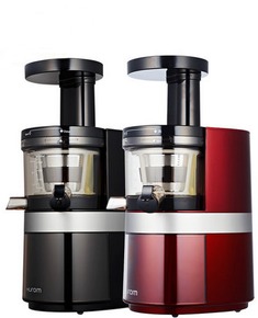 黑色塑料低慢速家用榨汁机