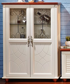 双门矮边实木酒柜