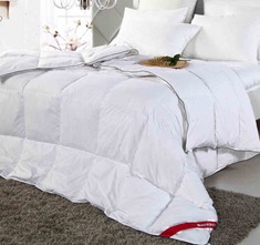 可水洗絮暖羽绒被