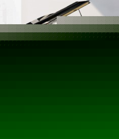 鱼鳞松烤漆三角钢琴