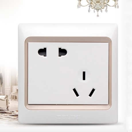 德力西斜五孔10A电流电源插座，环保阻燃撞色插座，型号: 280