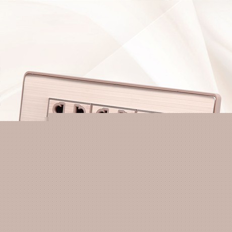 宝利欧A7-118三位九孔开关插座，铝拉丝面板智能童锁电源插座