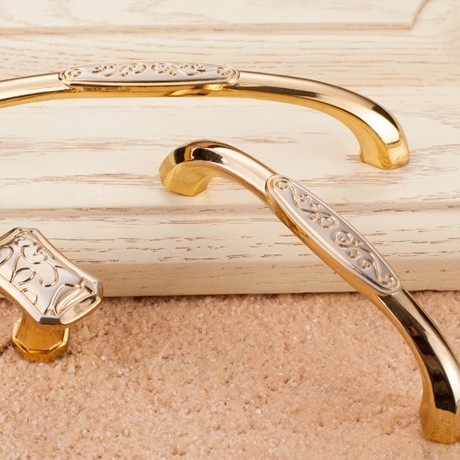 易嘉,简约高质合金拉手,百搭抽象刻花把手,型号: YJ-X-1001