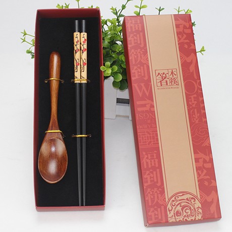 逸雨轩环保毛竹便携式勺筷，抛光饰面高潮滴塑印花筷，耐用结实铁木勺