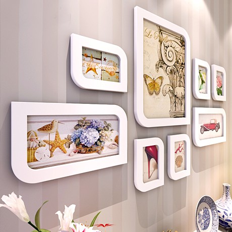 现代简约纯白木质相框墙，不规则多框组合搭配，客厅卧房墙体装饰