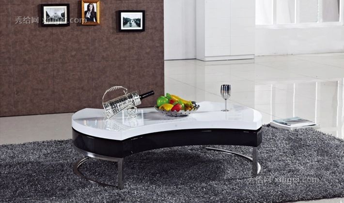 易大利现代个性旋转圆形茶几，黑白烤漆玻璃茶几，型号: CJ958