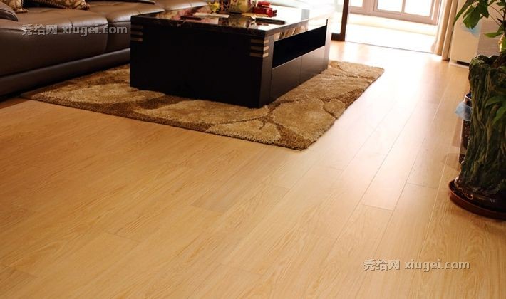 财到地板烤漆平口木地板，15mm多层实木复合加厚地板，型号: 美洲红橡1