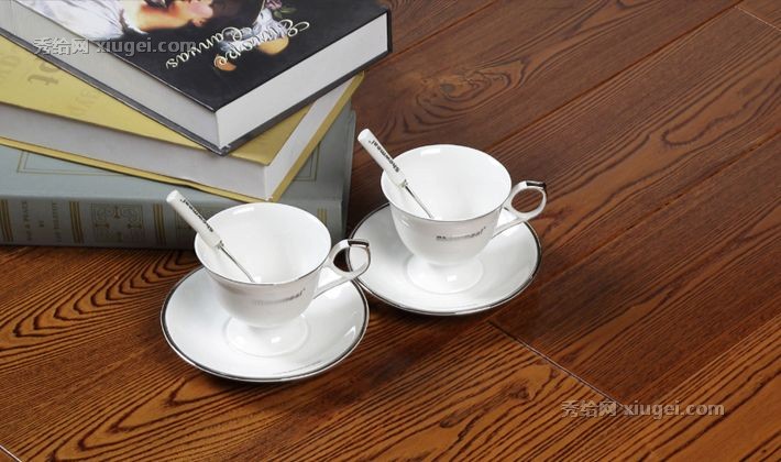 联丰地板实木色长方形实木地板，白蜡木拉丝扣接耐磨地板，型号：LFSM7823