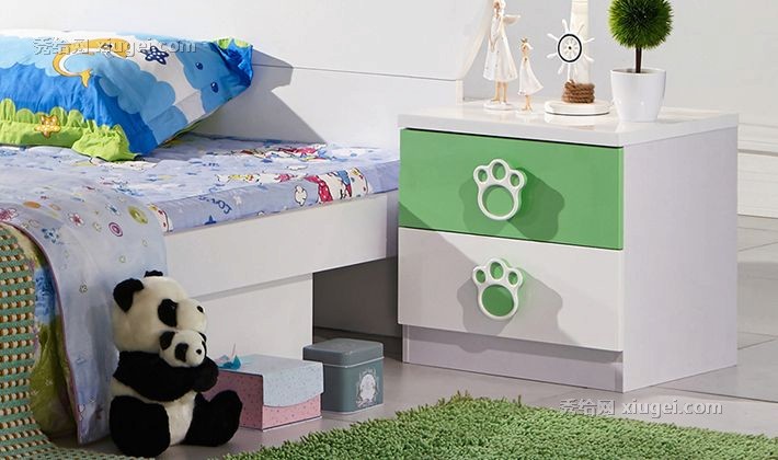 途疆现代简约板式儿童床头柜，可爱绿色熊猫爪，型号: TJ-183CTG