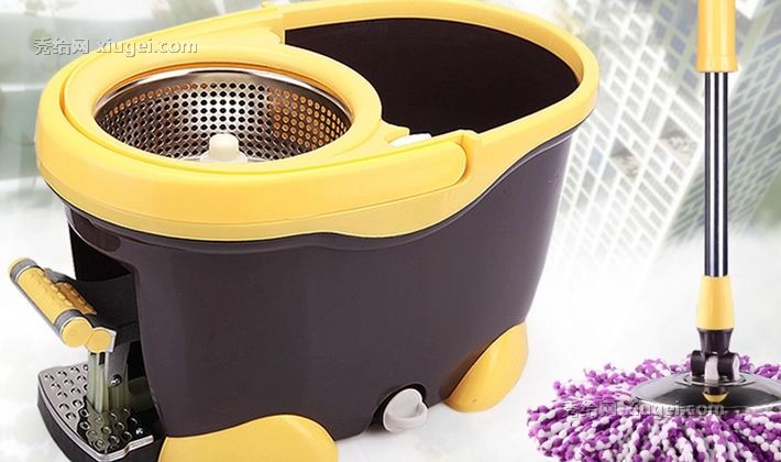 七彩龙旋转拖把，四驱动便捷省力实用，金属踏板高品质，家居清洁必备神器，