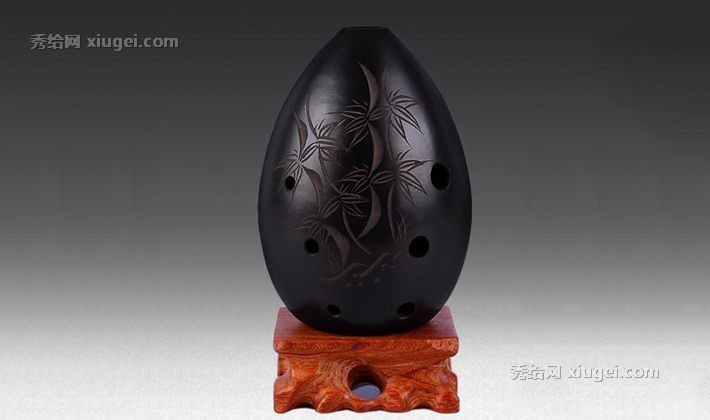 七星黑色梨形陶埙，雕花开孔民族乐器埙，中低温烧制初学者练习埙