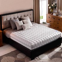 珀兰乳胶弹簧床上垫子，1.8米静音护脊床垫，1116无缝围边床上用品