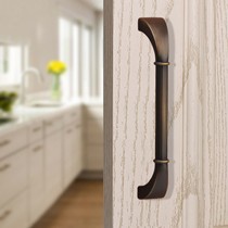 赛诺斯拉手一体压铸成型设计，柜门把手纯手工打磨工艺，美式拉手锌合金选材